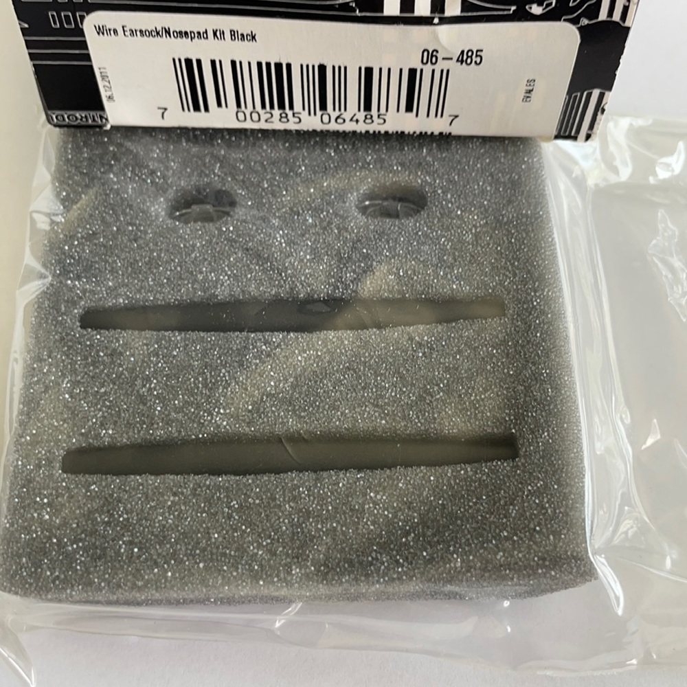 Oakley Wire Earsock/ Nosepad Kit Black
